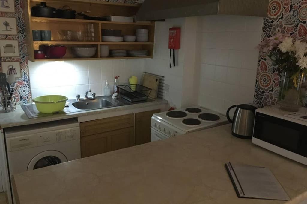 Cathedral Apartment Londonderry Esterno foto